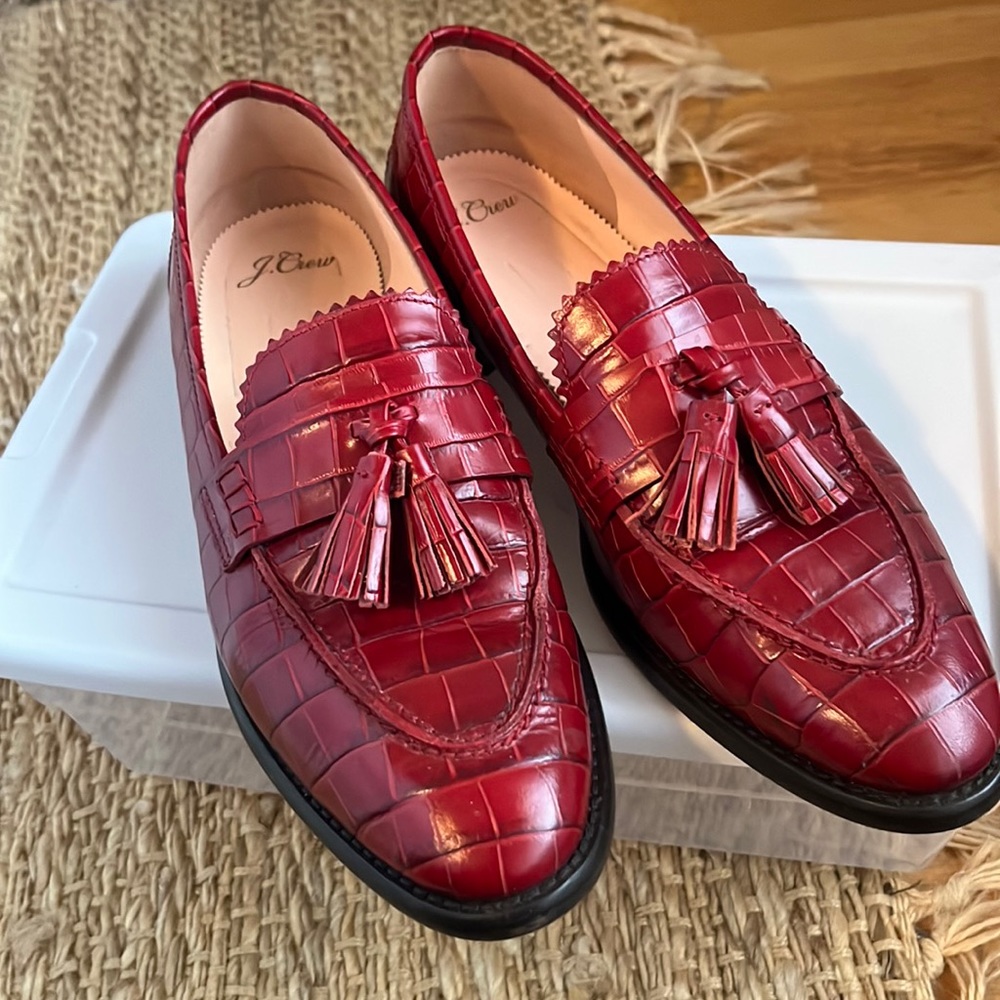 EUC J Crew croc tassel loafer